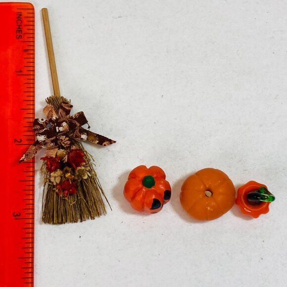 Dollhouse Miniatures Fall Decoration Pumpkin Glass Femo Harvest Broom as is - Picture 8 of 9
